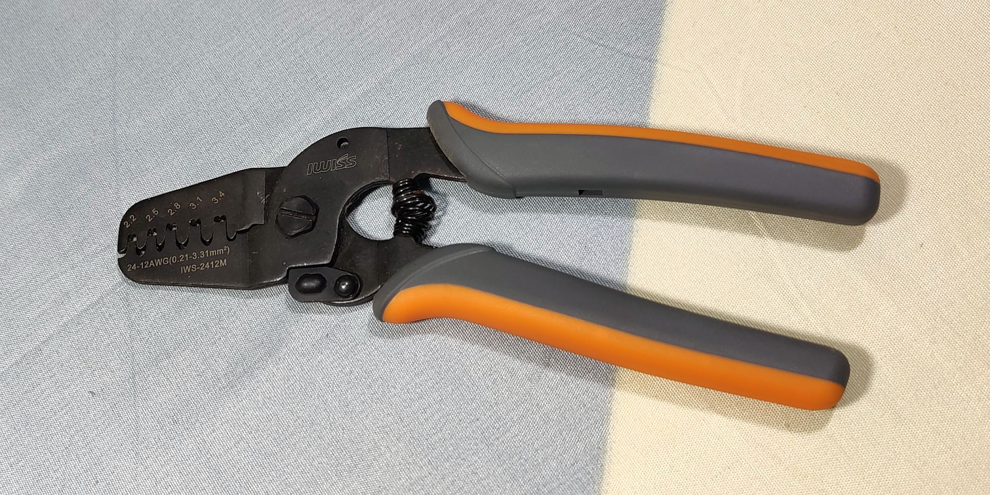 Crimping tool for JST DuPont and Molex connections