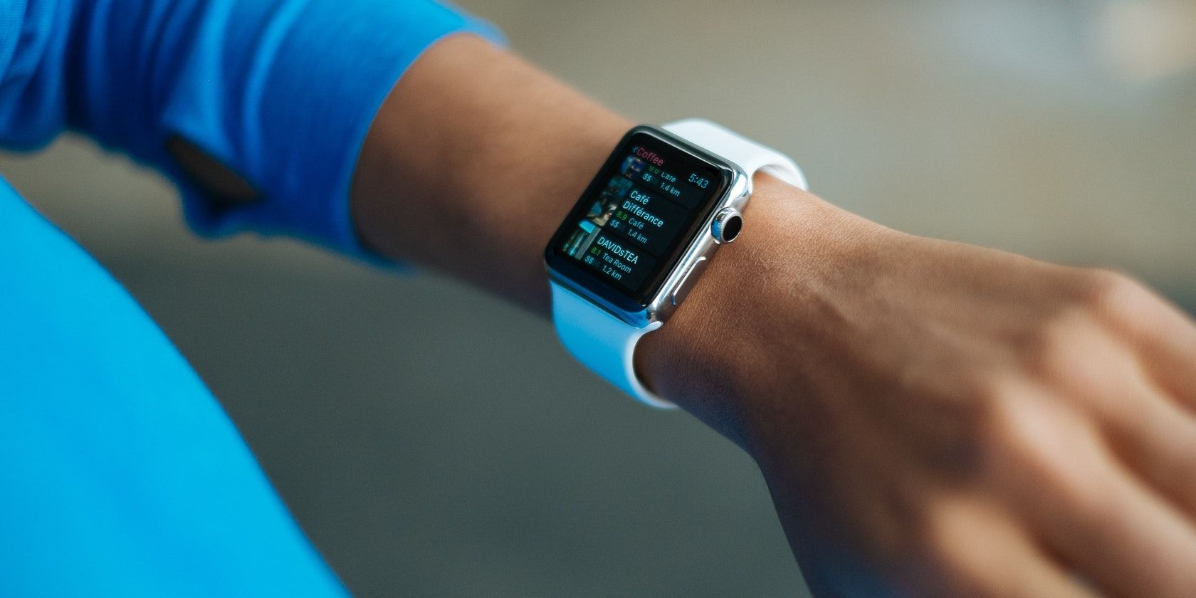 Tracking fitness and health information on fitness devices