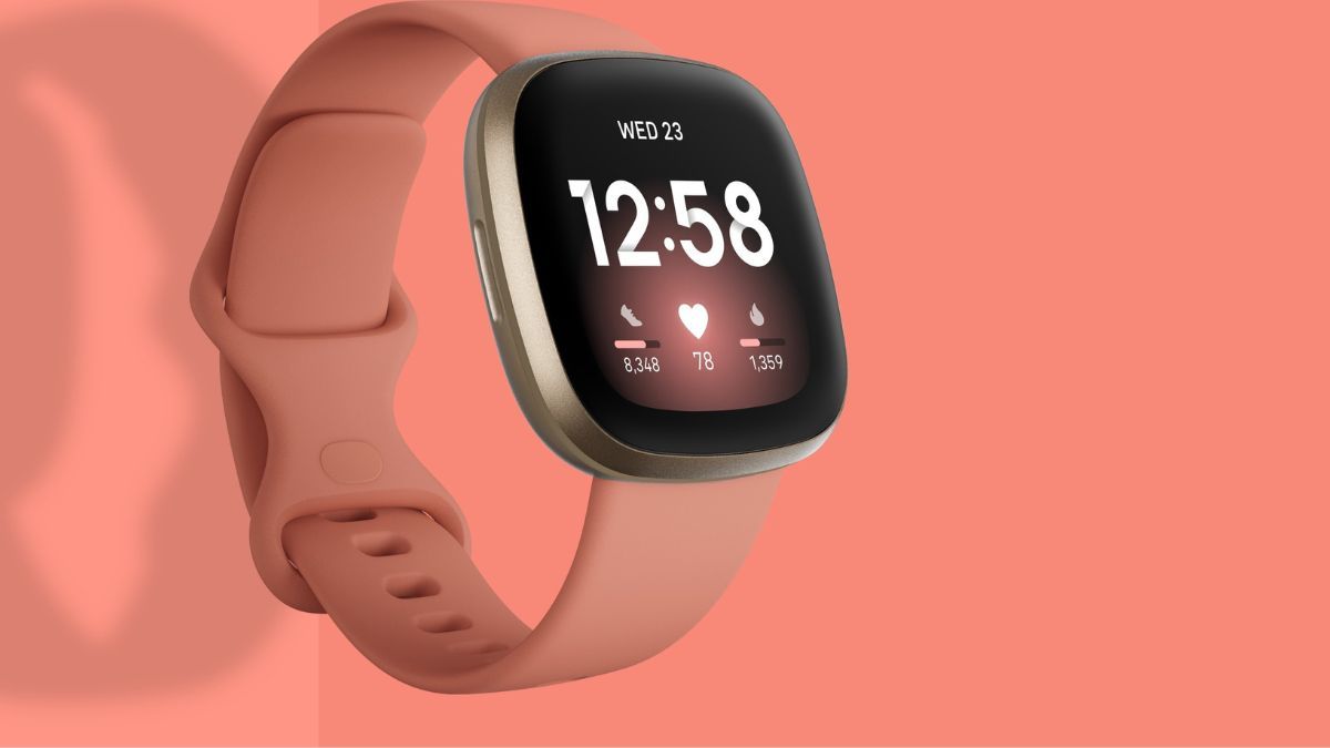 Fitbit Versa 3 in Pink Clay/Soft Gold Aluminum color