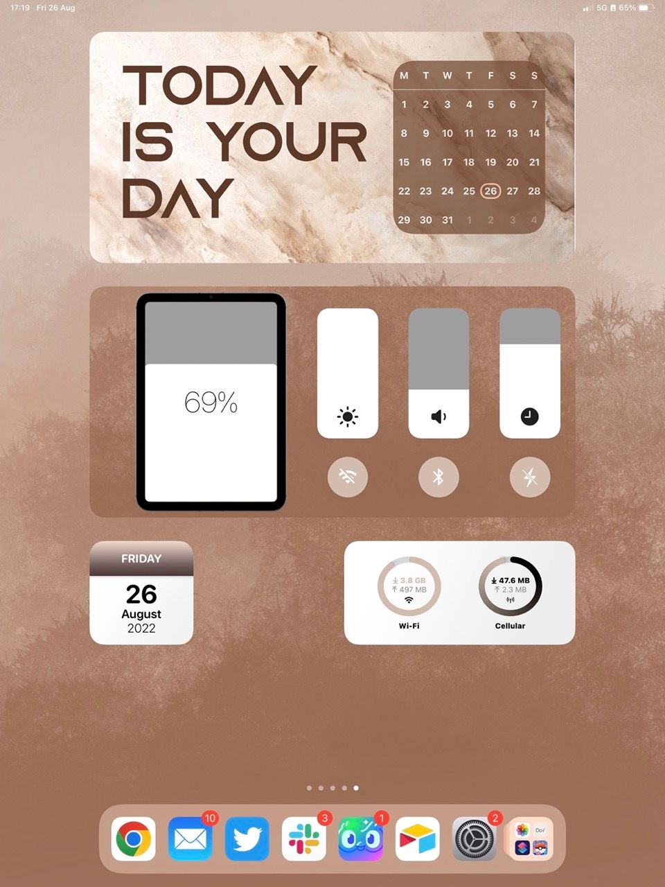 iPad home screen showing widgets made using the Widgy App
