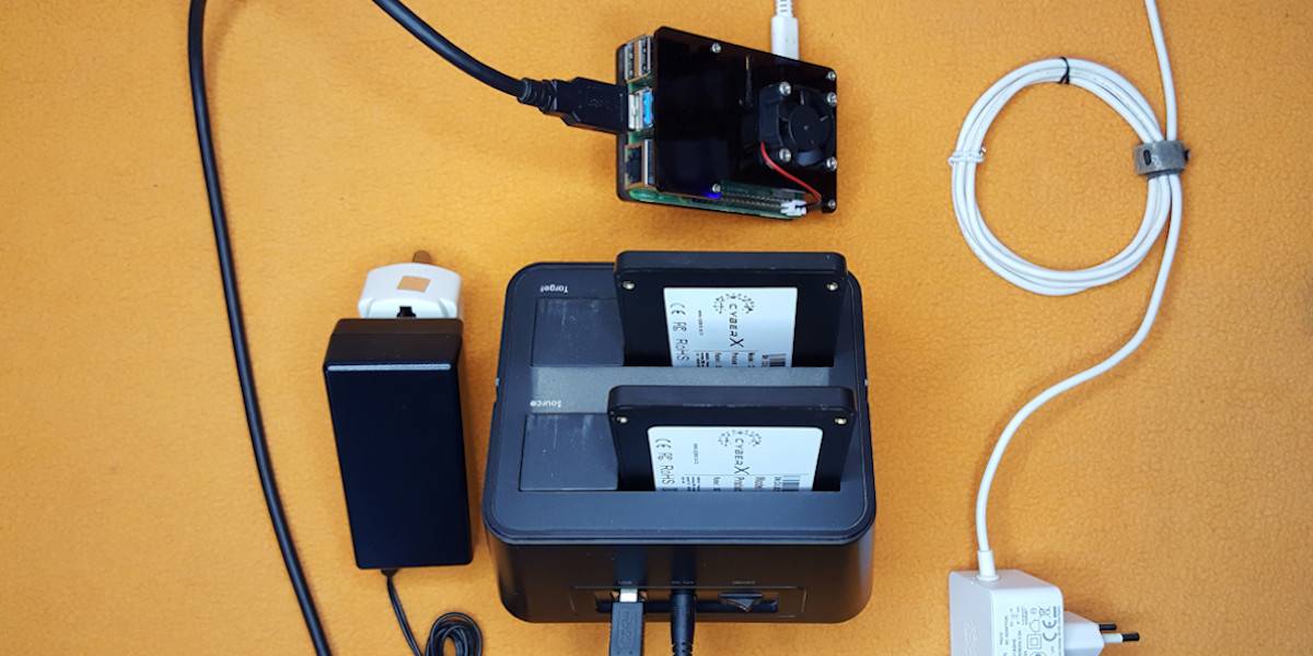 Raspberry Pi 4 connected over USB 3.0 port to a Dual HDD Dock