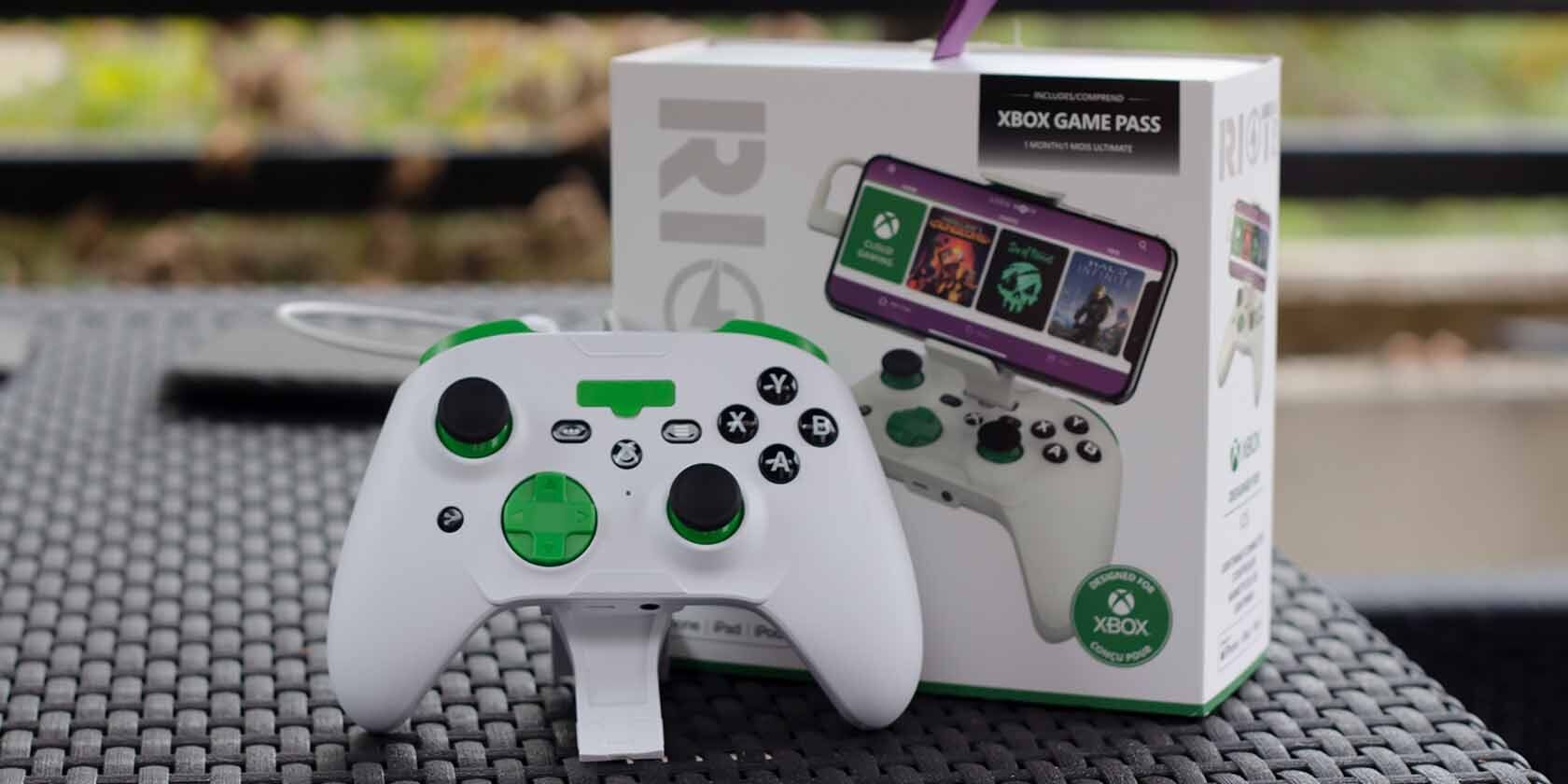 Win a Brilliant Riot PWR iOS Cloud Gaming Controller