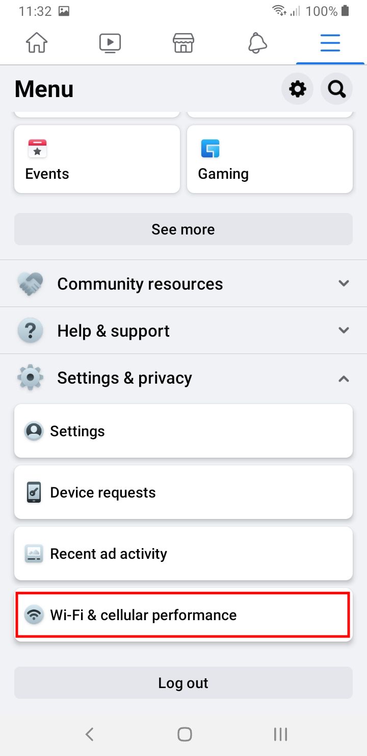 WiFi and Cellular Performance Option Highlighted in the Facebook App