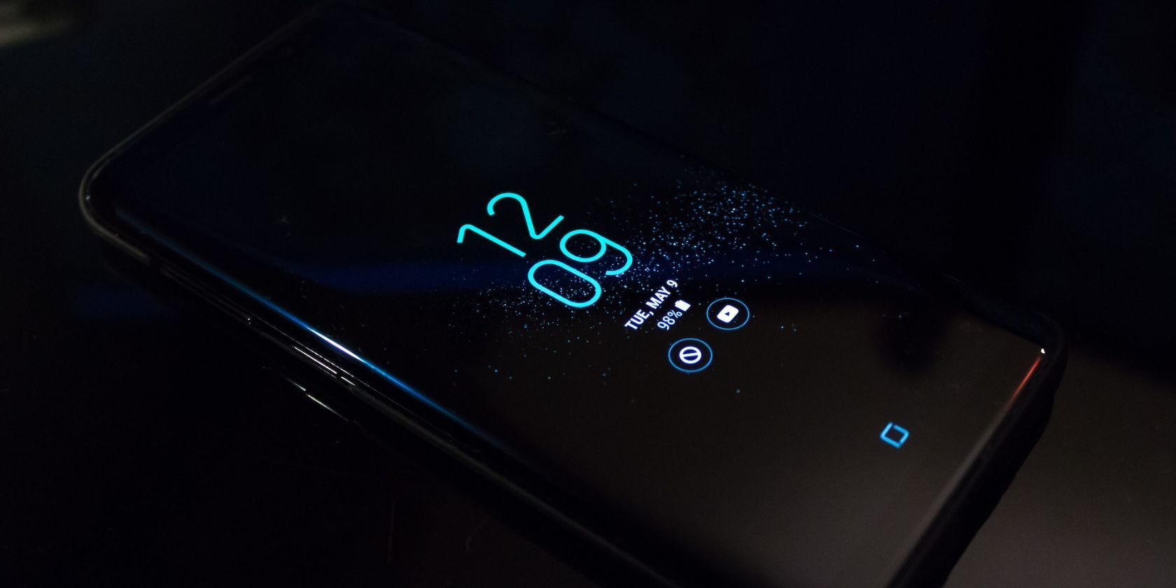 Android phone in the dark