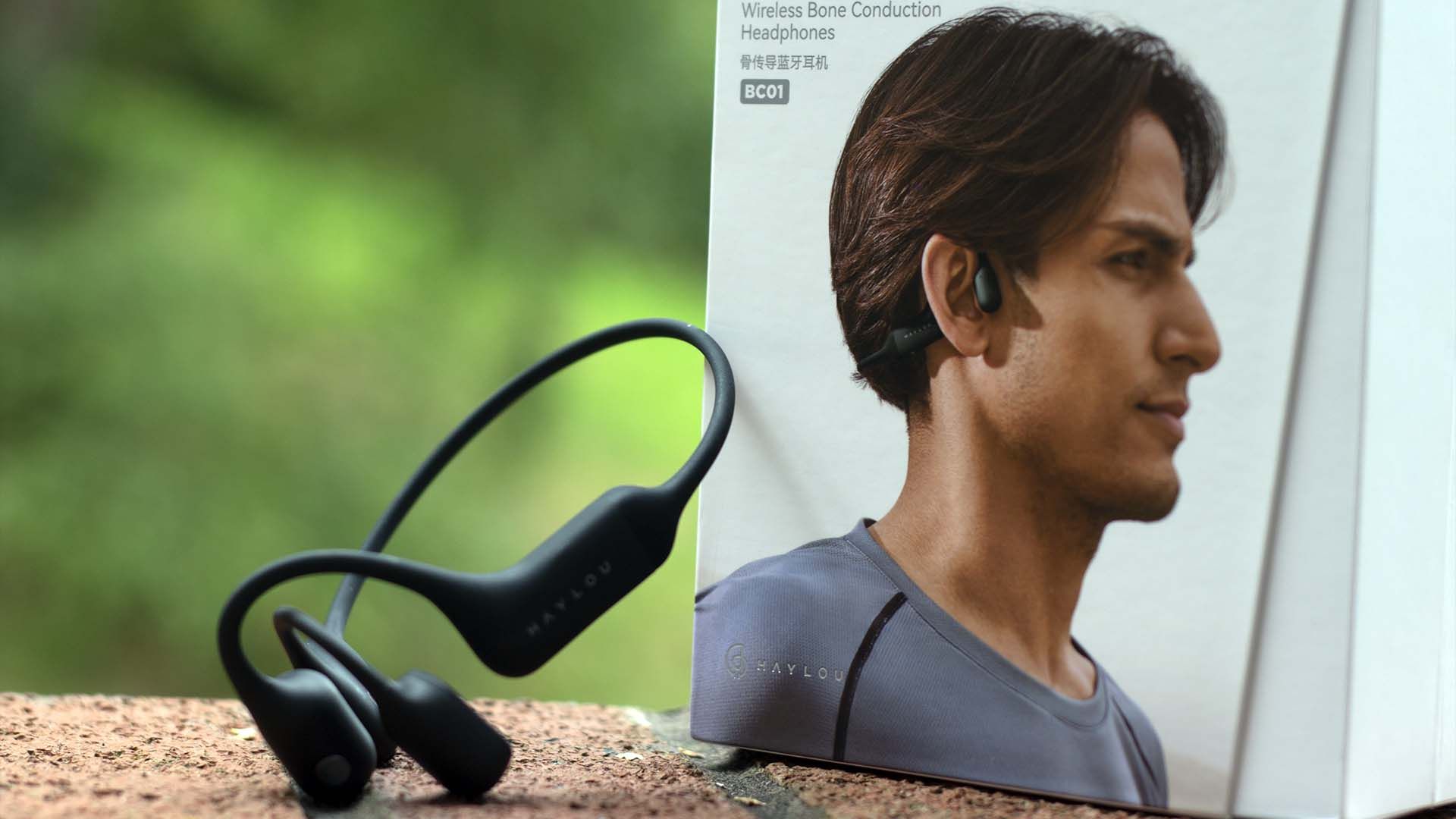 هدفون Haylou PurFree BC01 Bone Conduction and Box with Face on Cover