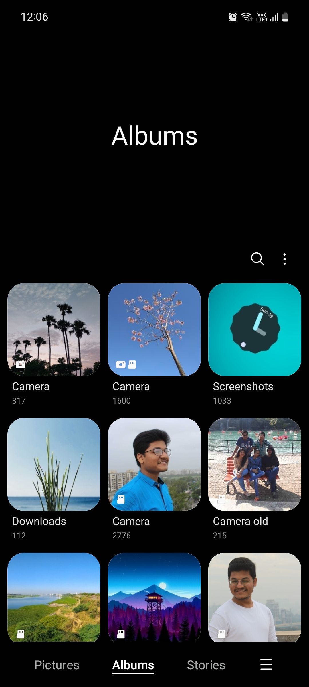 Samsung Gallery app Grid Album Layout