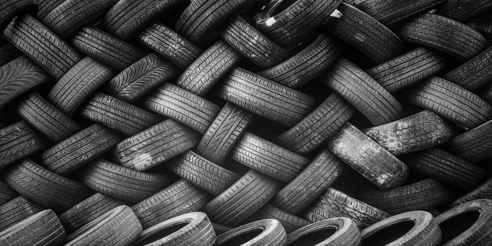 A pile of many tires 