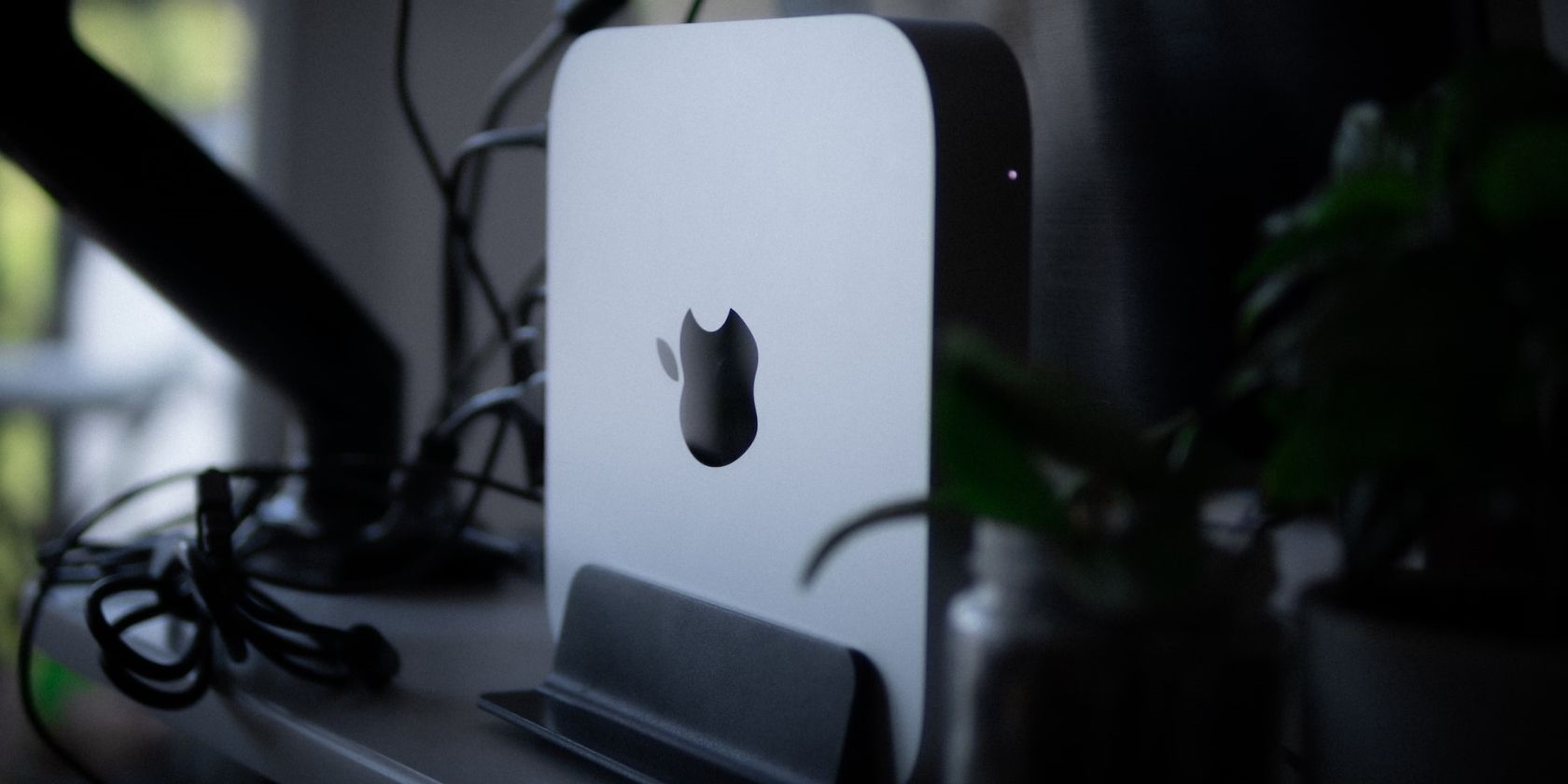 Mac mini on a desk