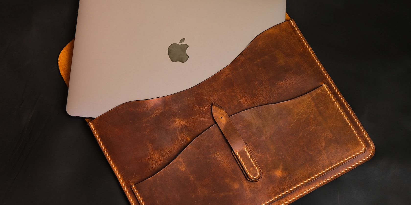 MacBook Air in Leather Bag