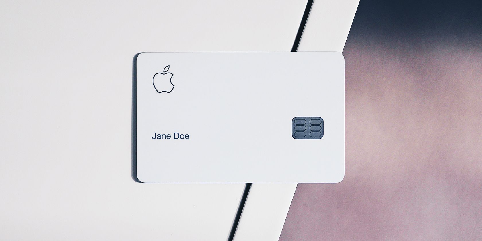 Apple Card on a white and grey background