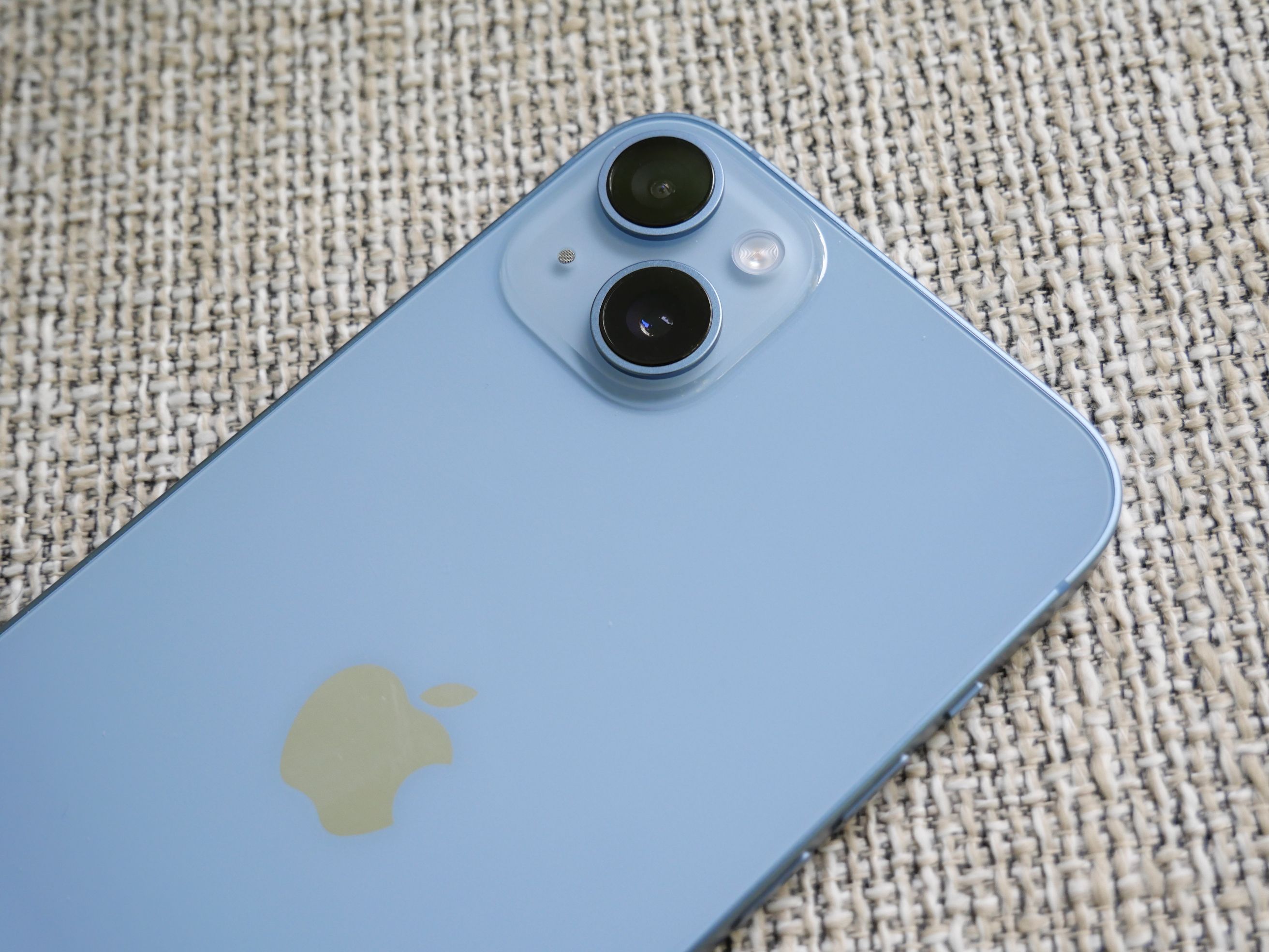 Dual camera system for iPhone 14 Plus