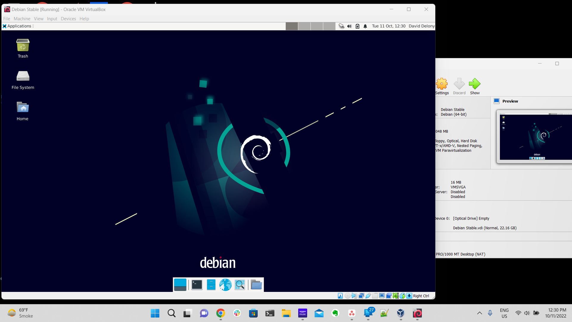 VirtualBox 7.0 running a Debian virtual machine