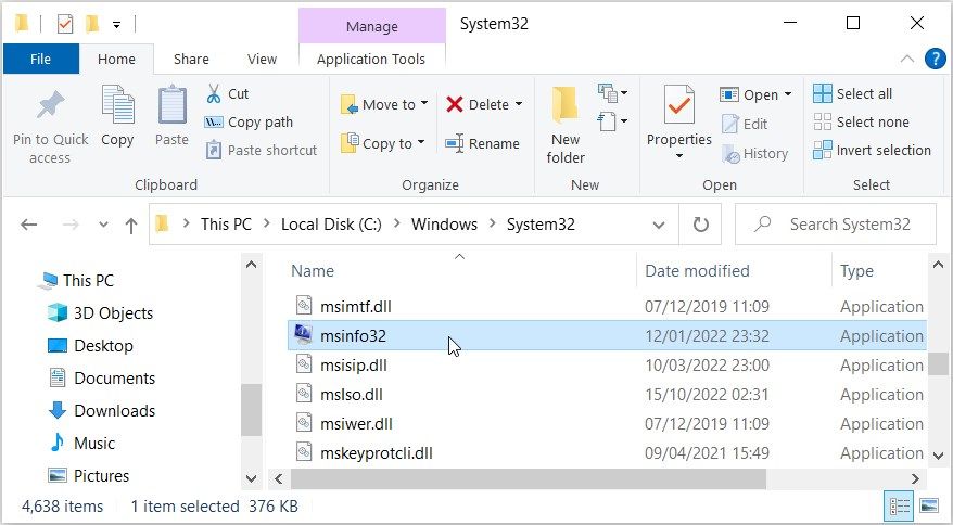 Mengklik opsi msinfo32 di folder System32