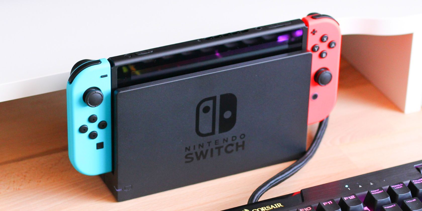 Close up of a Nintendo Switch attached to a desk