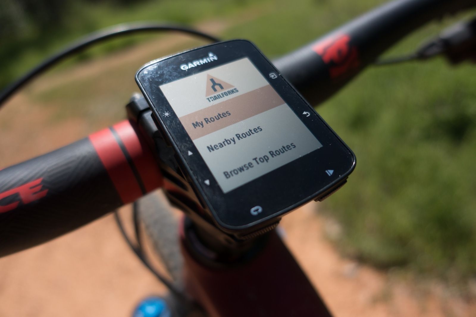 3 بخش در برنامه Trailforks در دستگاه Garmin Edge