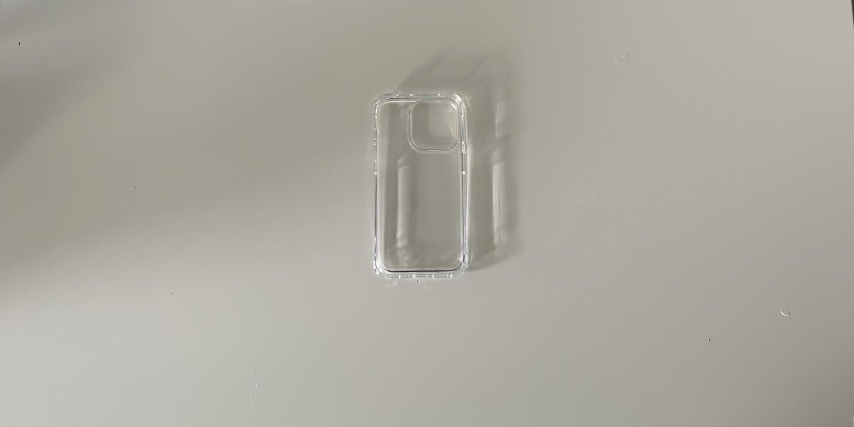 Mkeke iPhone 14 Pro Clear Case white bg