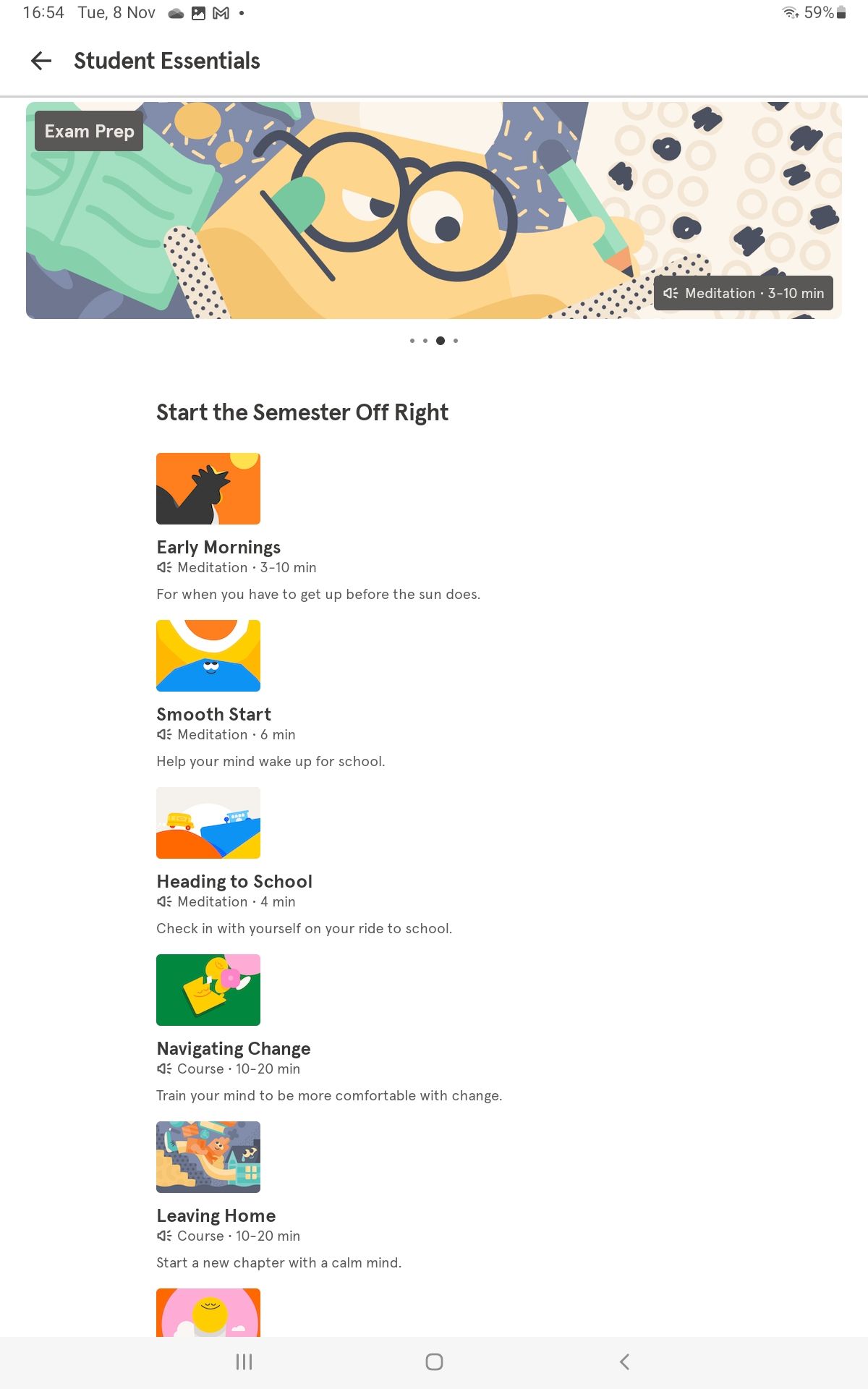 Cuplikan layar aplikasi Headspace yang menampilkan bagian Essentials Student