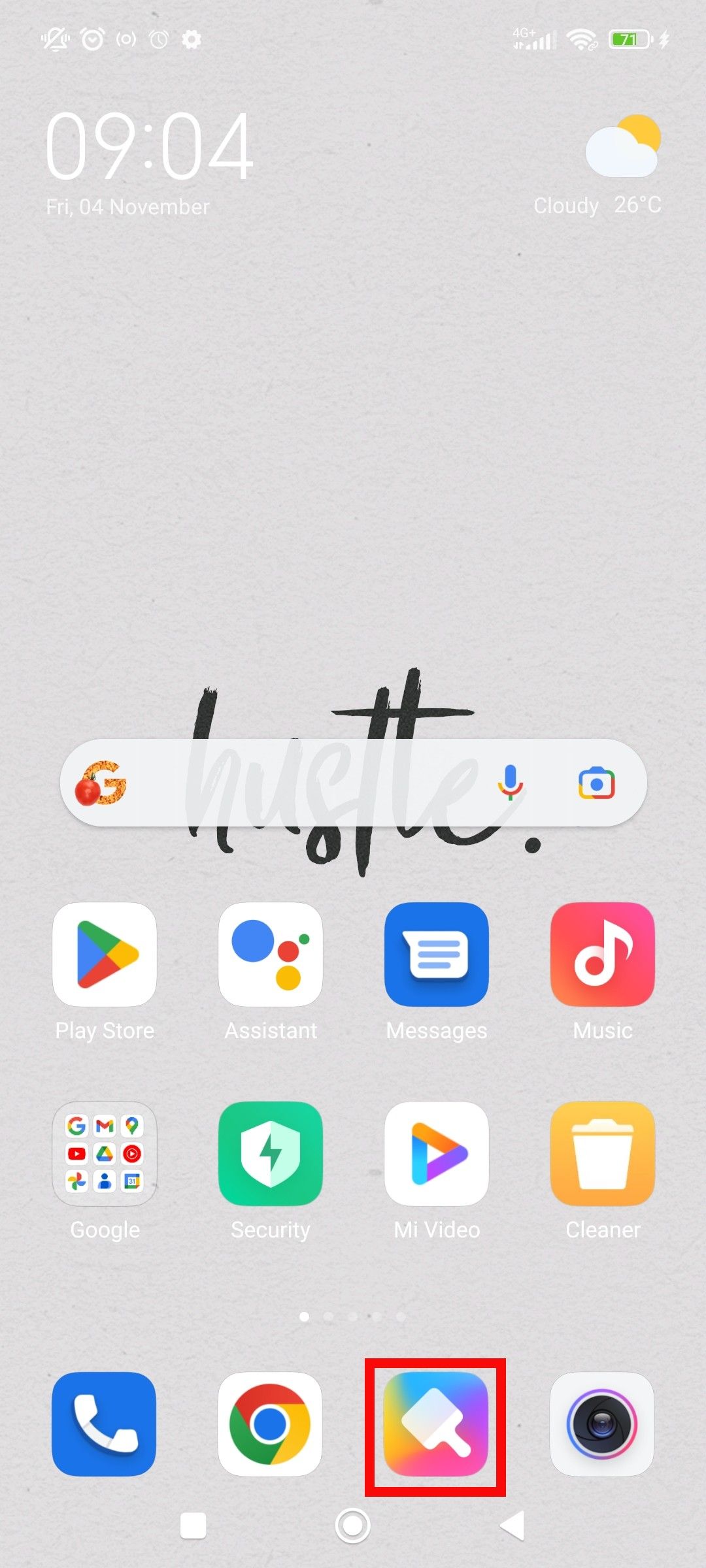 Xiaomi home screen outlining the Themes app icon