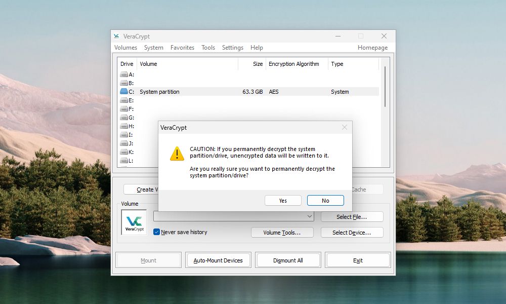 Cửa sổ bật lên cảnh báo giải mã vĩnh viễn của VeraCrypt 