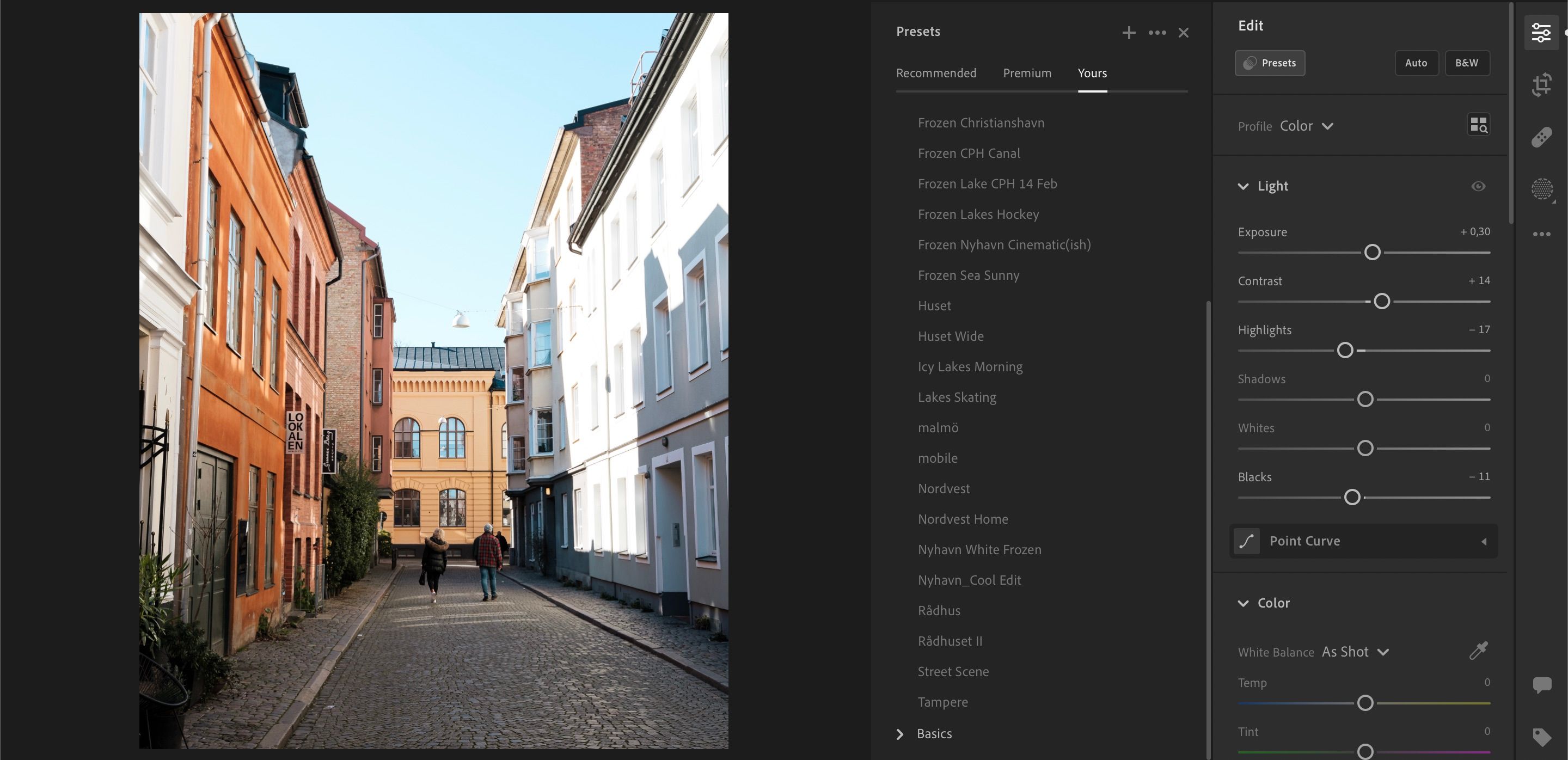 screenshot showing how to apply a preset in lightroom cc