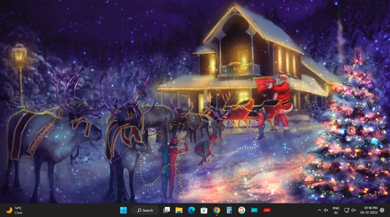تم کریسمس بر روی صفحه نمایش کامپیوتر ویندوز