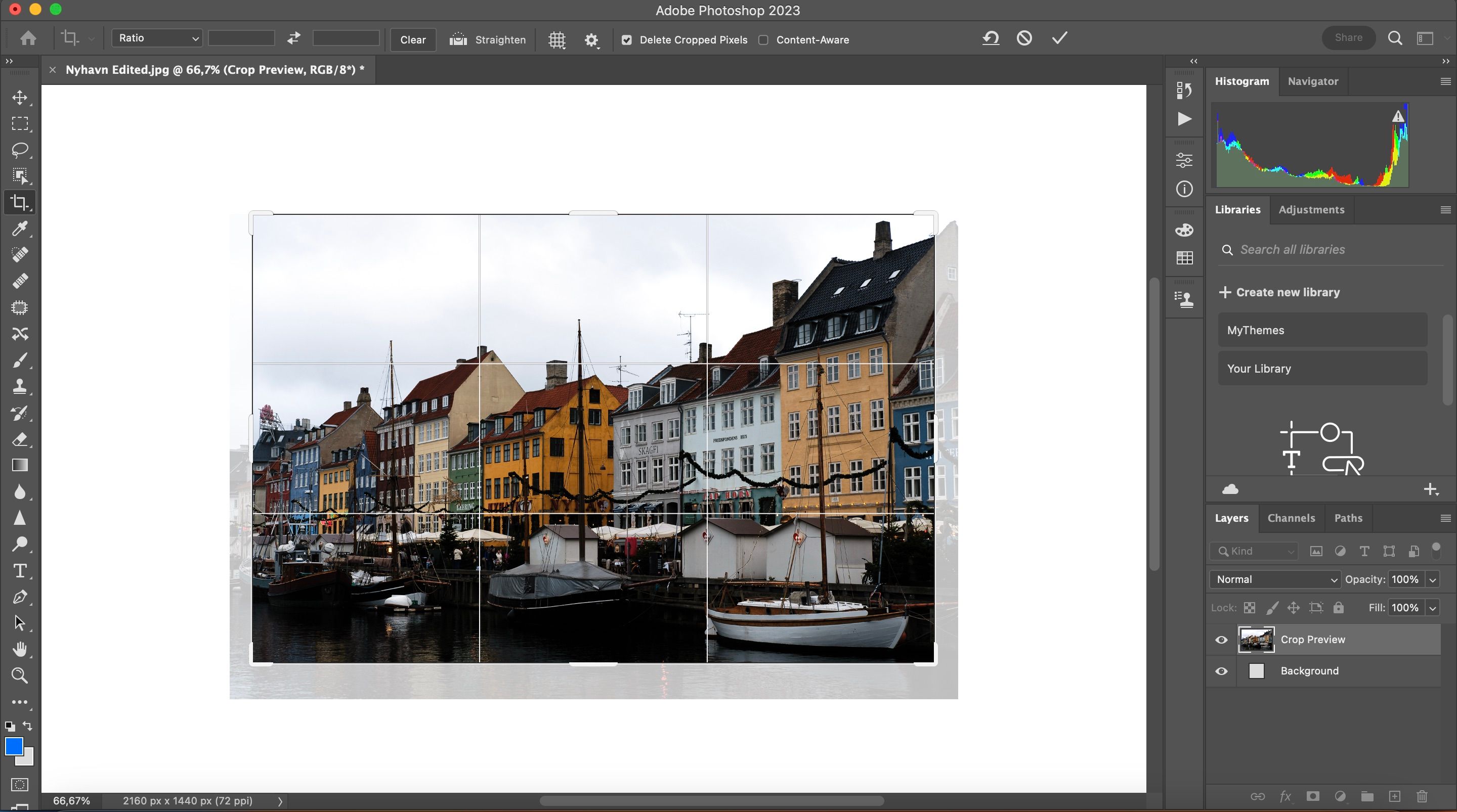 Screenshot showing someone cropping an image in Photoshop