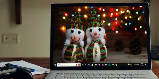 Bring the Spirit of Christmas Alive With These Wonderful Windows Themes