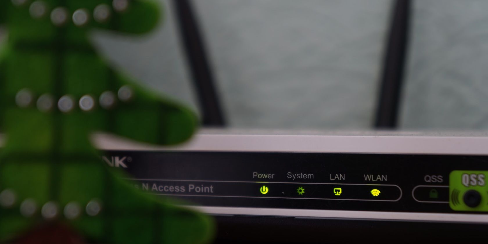 Image of a Wi-Fi router in a blurred background 