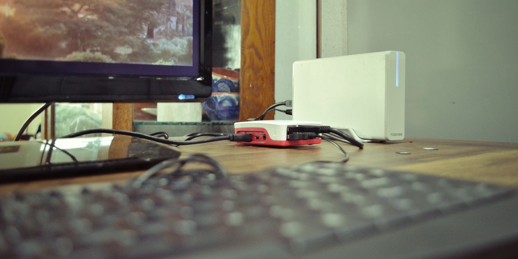 Install Just 7 Apps to Use Your Raspberry Pi Like a Work PC