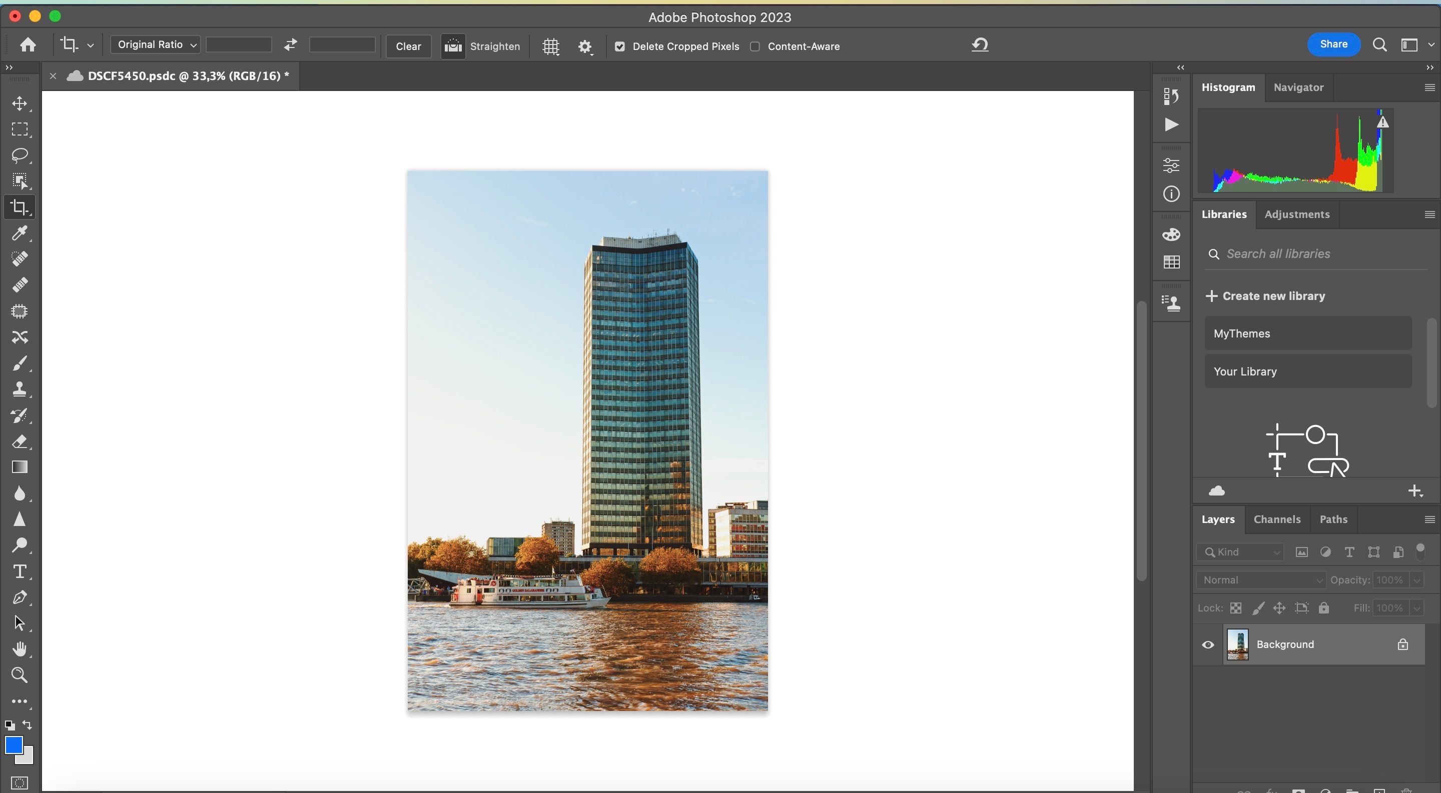Screenshot showing a photo open in Photoshop
