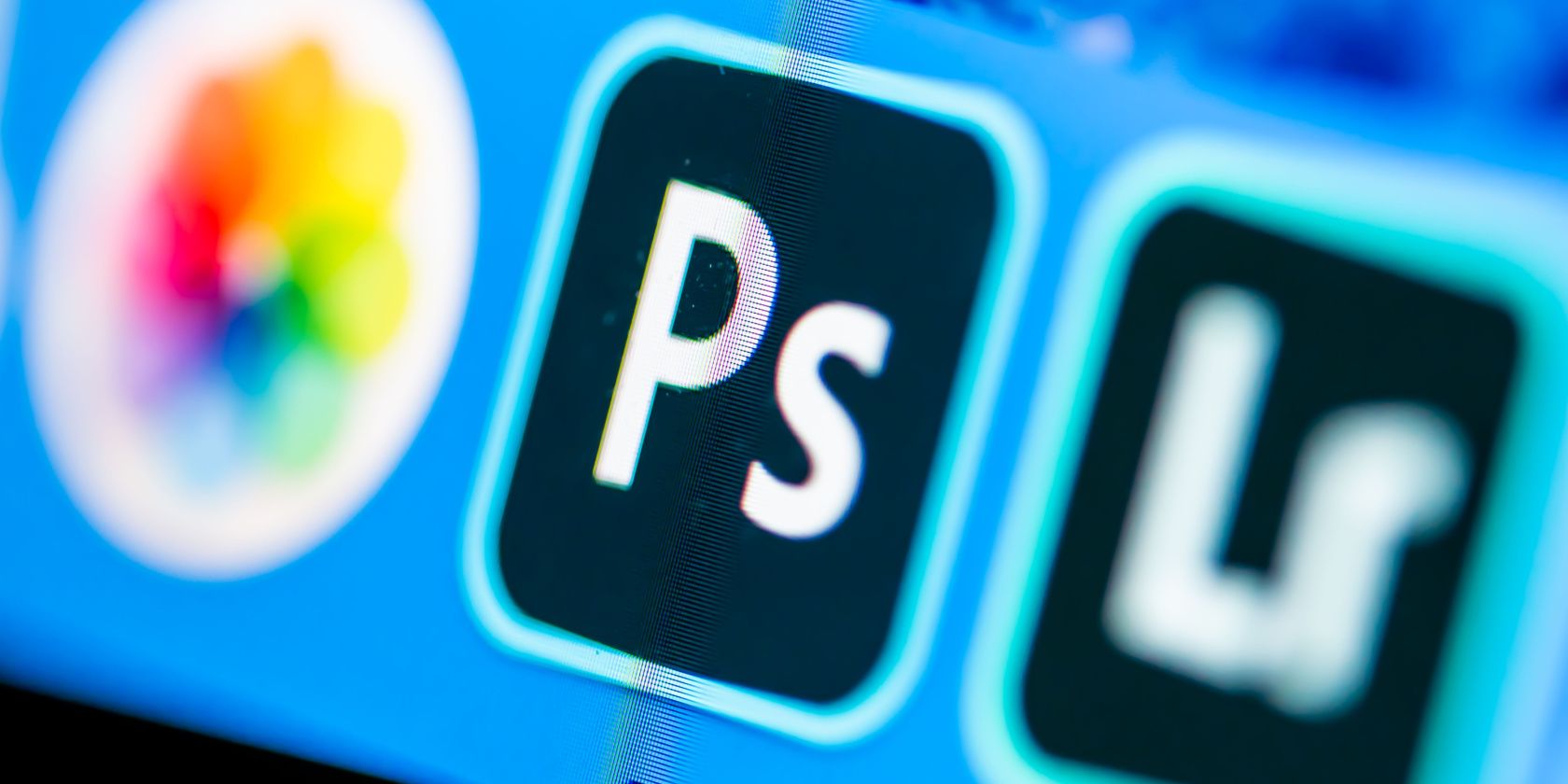 Photoshop Icon next to Lightroom and Photos icons