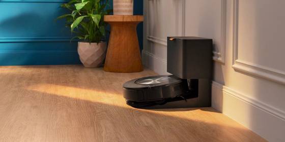 Get the Roomba j7+ to Vacuum Your House This Holiday Season for the Lowest Price Ever