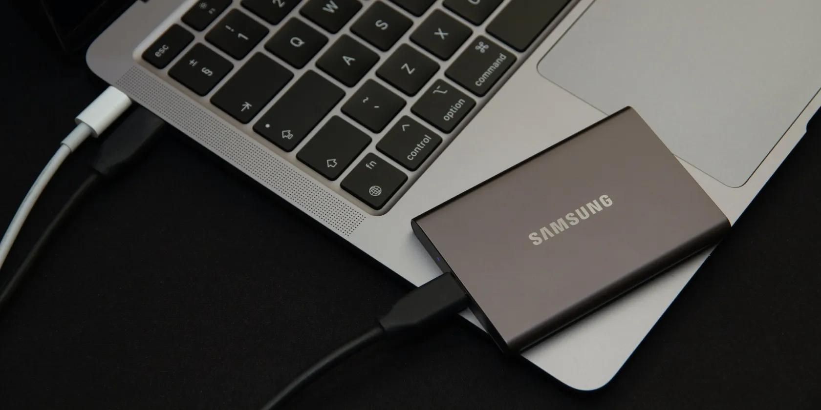 Samsung SSD drive plugged into a Mac laptop