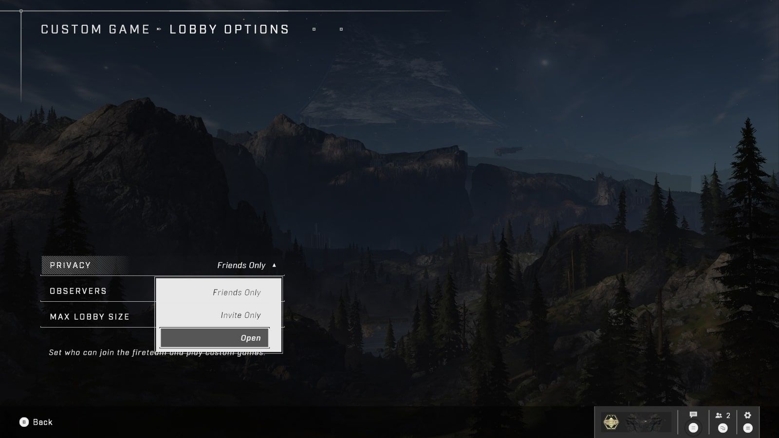 A screenshot of the lobby options for a custom game in Halo Infinite with Privacy and Open highlighted 