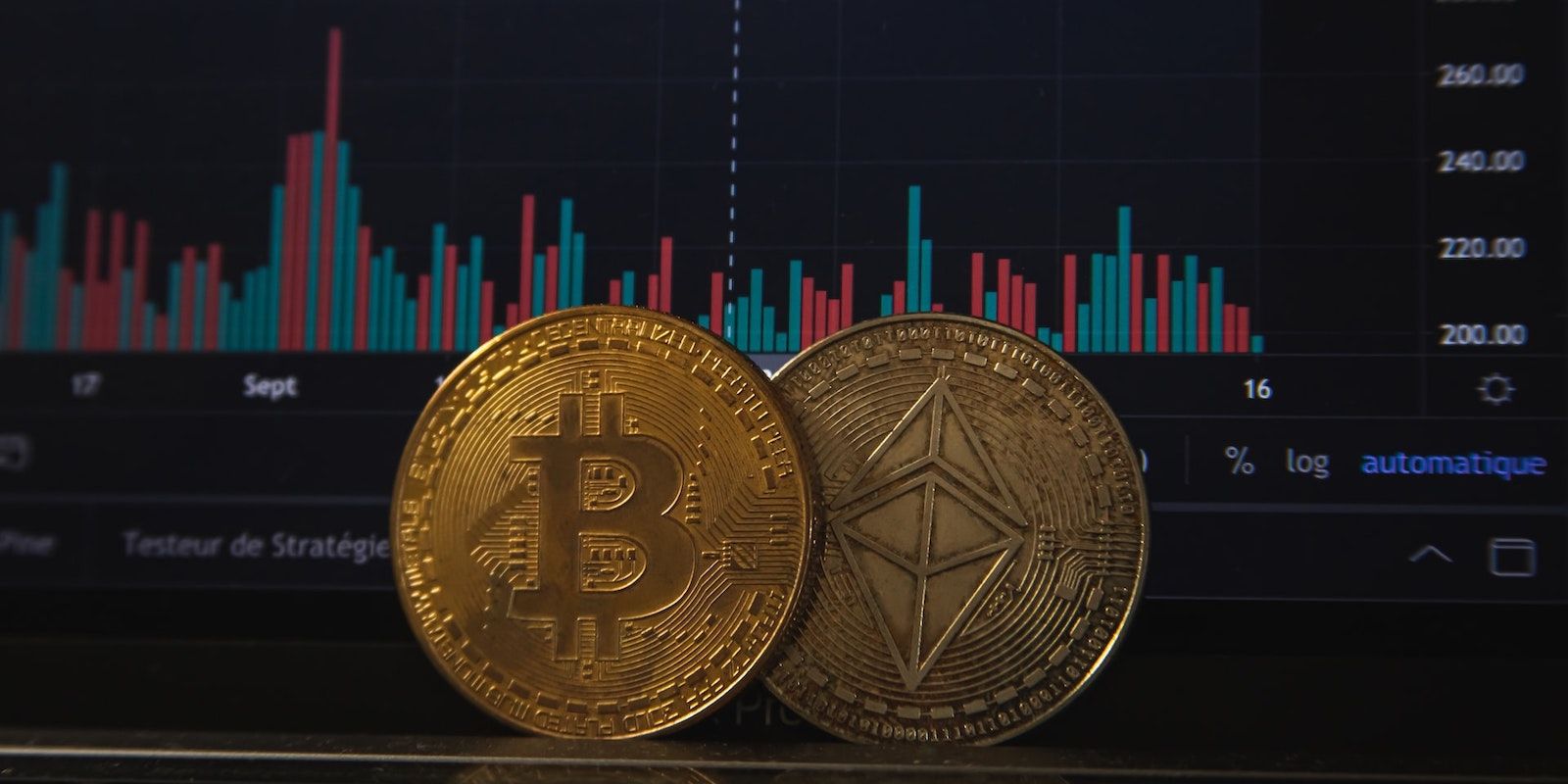 Quelques graphiques derrière les symboles de jeton Bitcoin