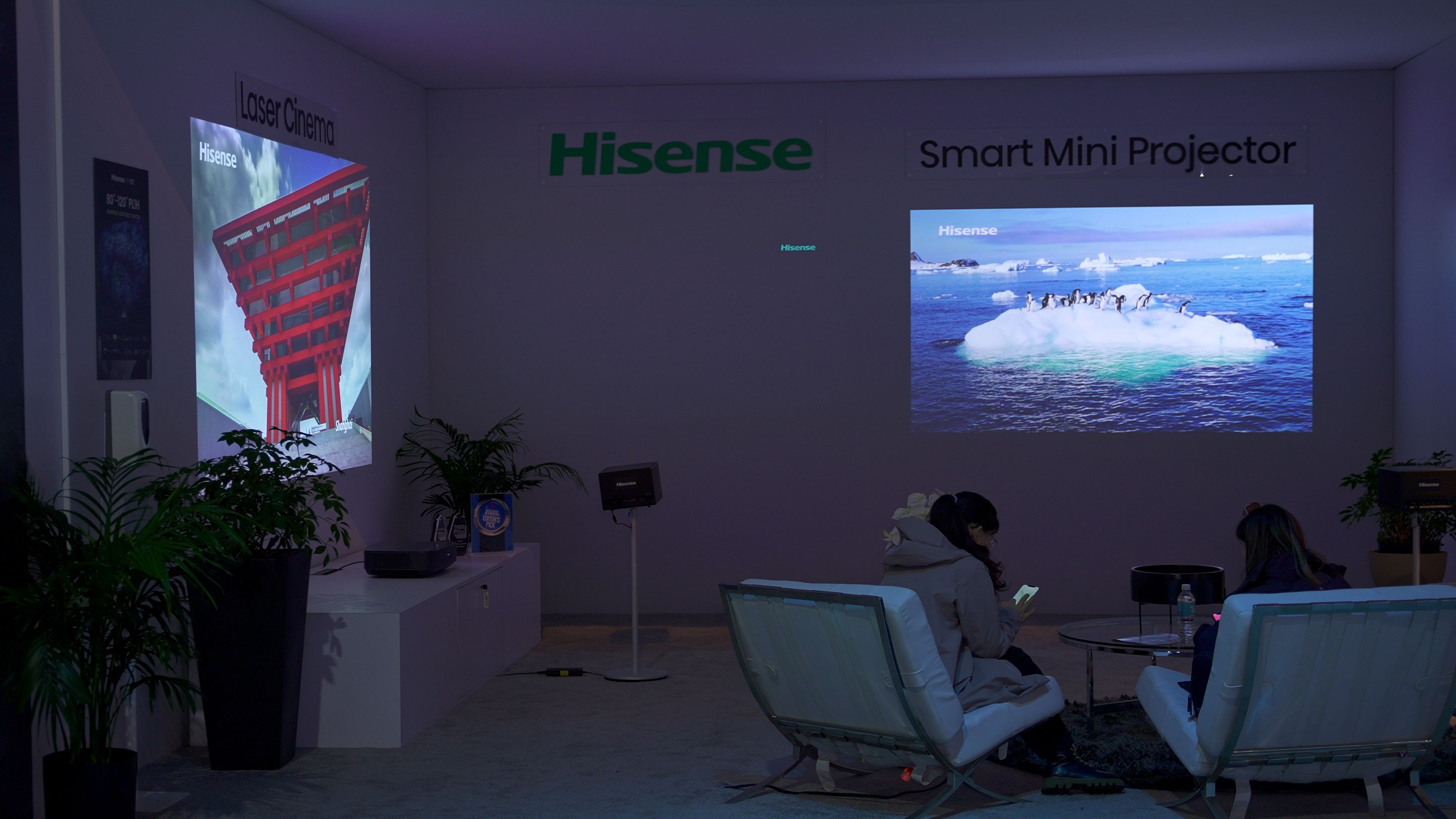 Hisense CES 2023 - Smart Mini Projector Demo