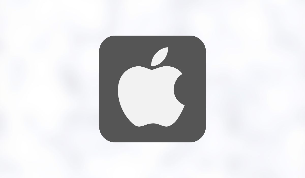 لوگوی اپل در پس زمینه سفید دیده می شود