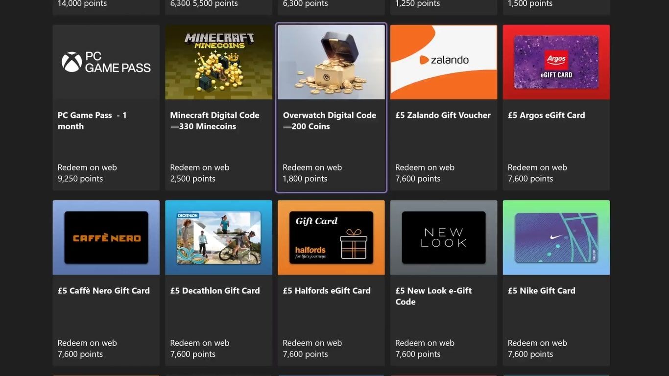 Une capture d'écran des options d'échange pour l'application Xbox Series X Microsoft Rewards on Xbox avec les Overwatch Coins en surbrillance. 