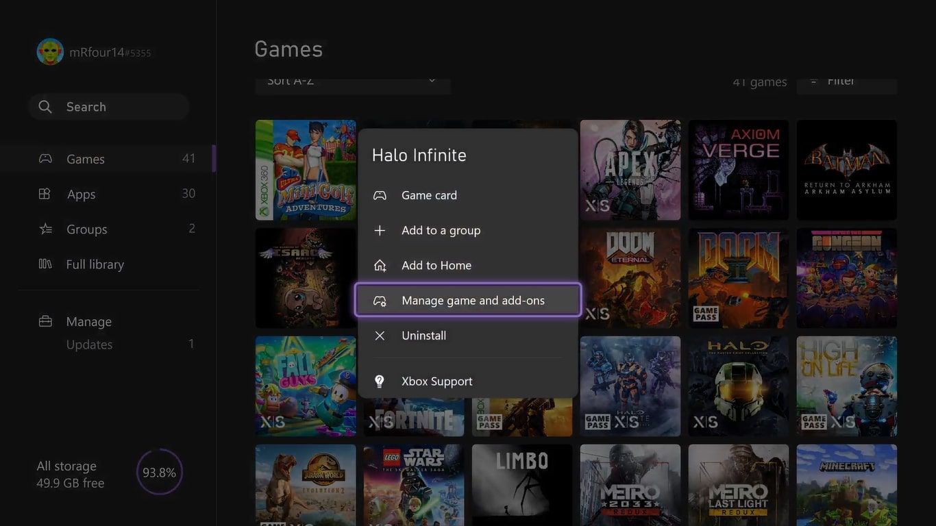 Une capture d'écran de l'écran Mes jeux et applications de la Xbox Series X avec les options de menu pour Halo Infinite affichées et Gérer le jeu et les ajouts en surbrillance.
