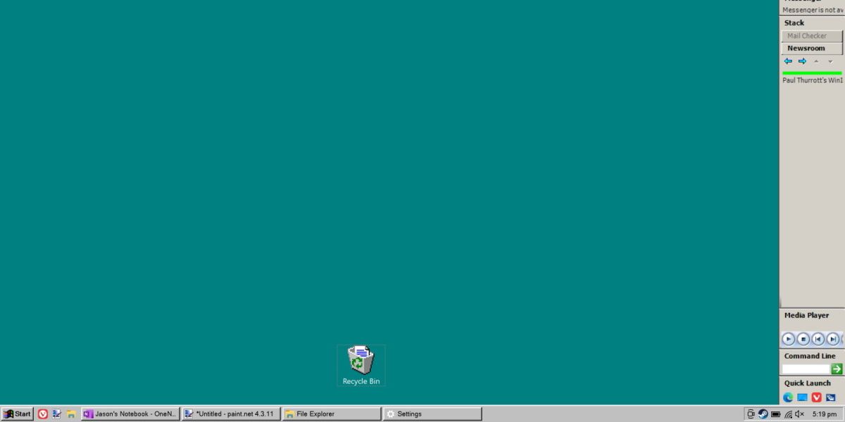 captura de pantalla del escritorio de Windows 11 con la máscara clásica aplicada