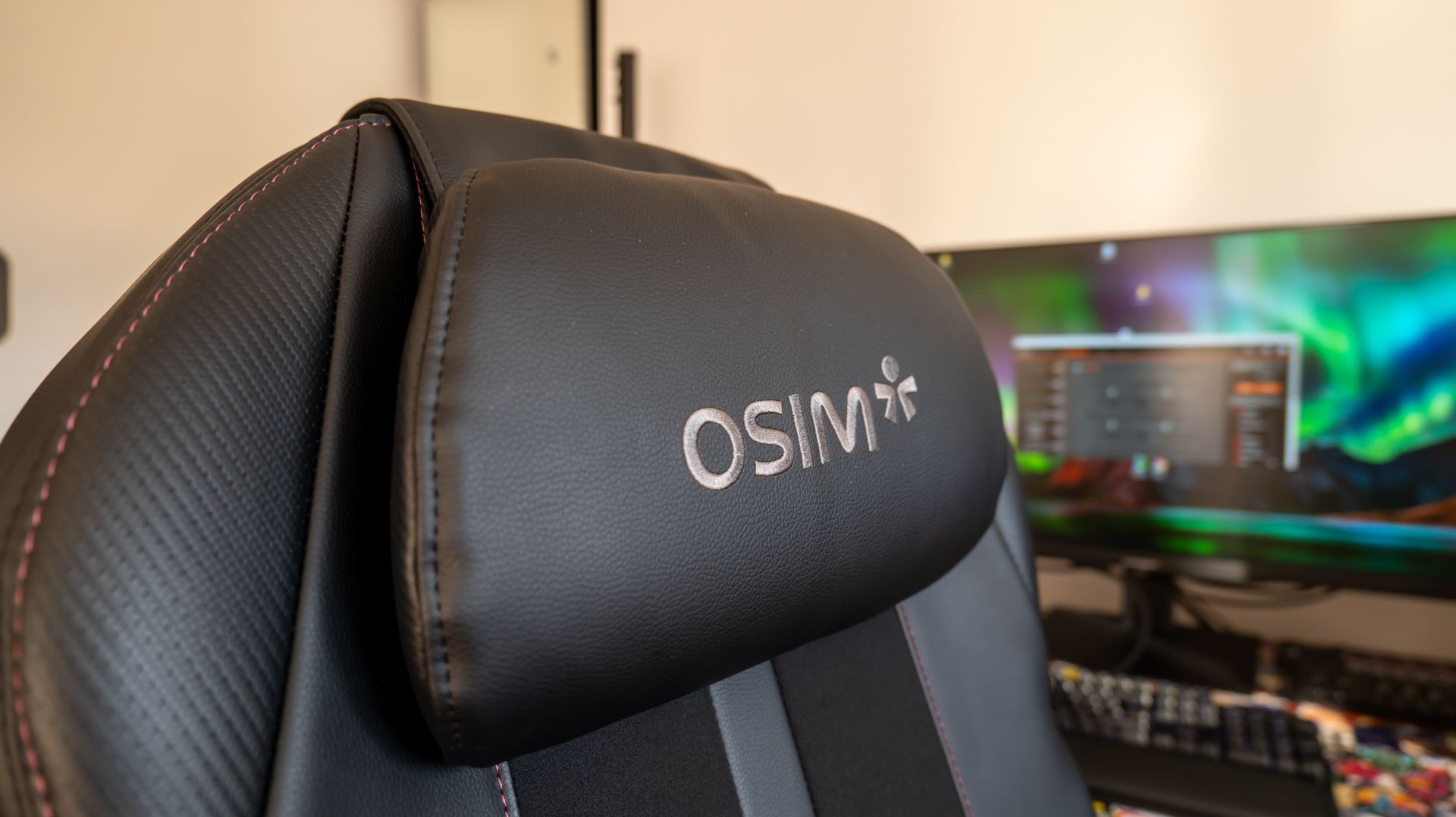 uthrone massage gaming chair- osim head cushion