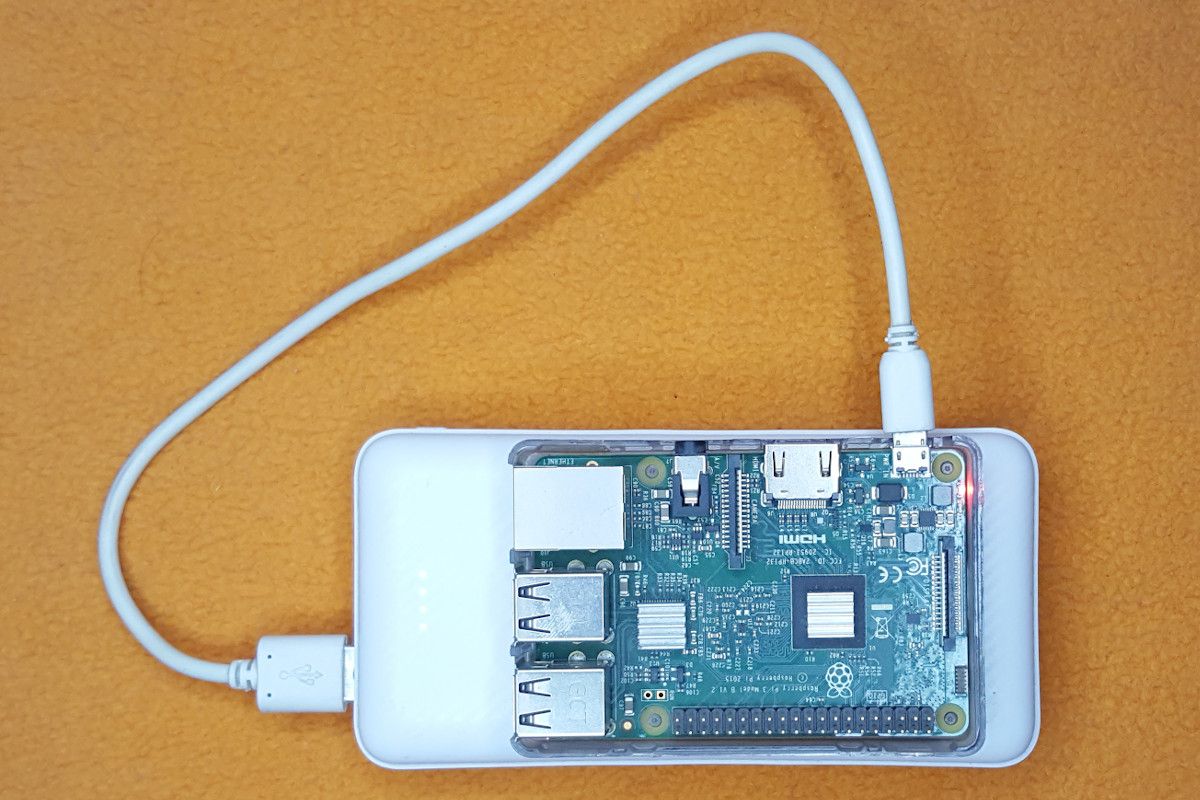 Raspberry Pi با پاوربانک تغذیه می شود