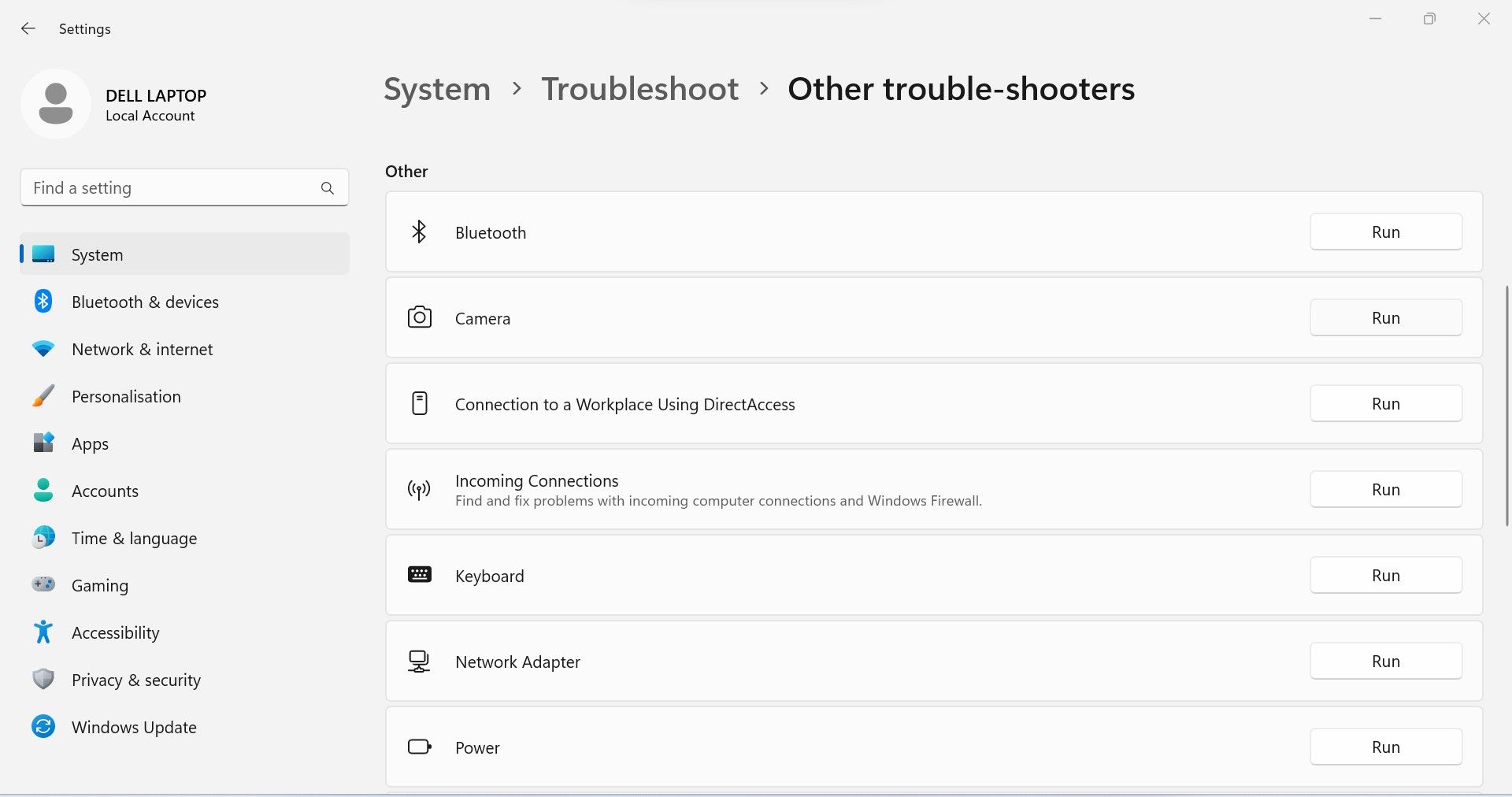 Clicking on the Run Button Next to Camera Troubleshooter in Windows Settings App