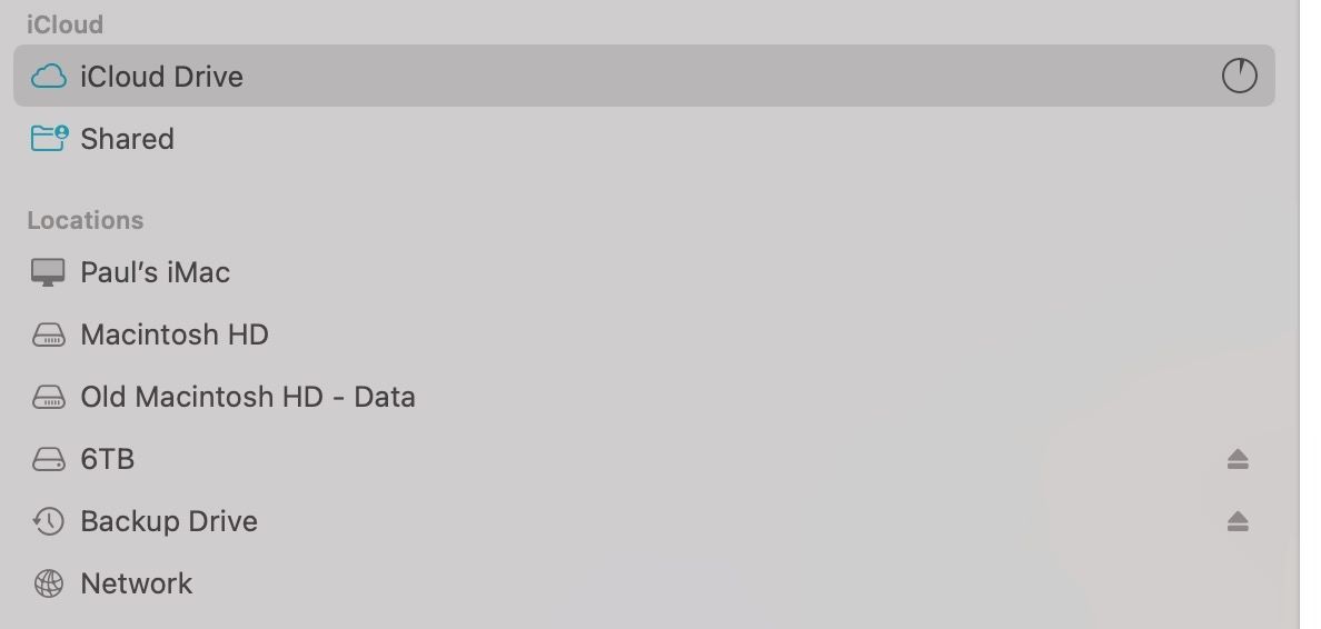 iCloud Drive в Finder с остановленными часами выполнения