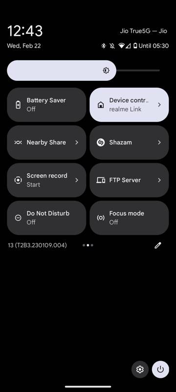 How to Customize the Quick Settings Panel on Android