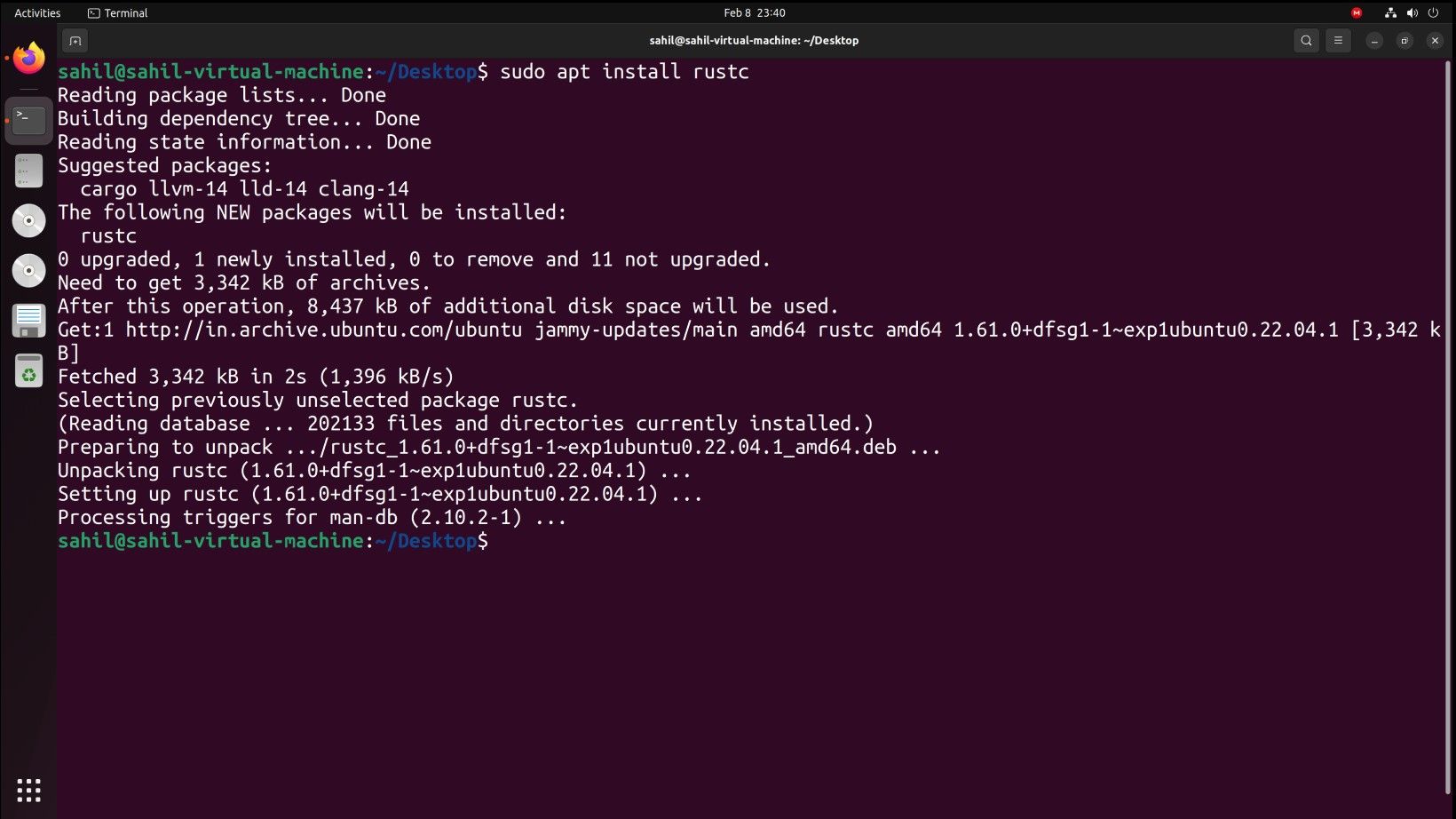 Jendela terminal Ubuntu dengan potongan kode