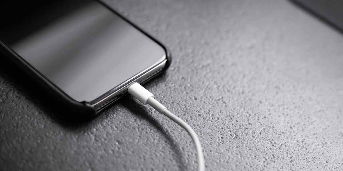 baterai pengisian iPhone