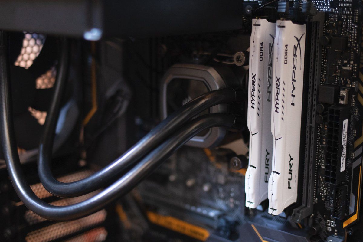 RAM in a server motherboard