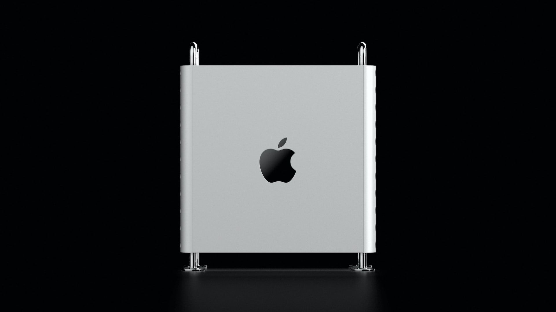 Press side shot of a 2019 Mac Pro