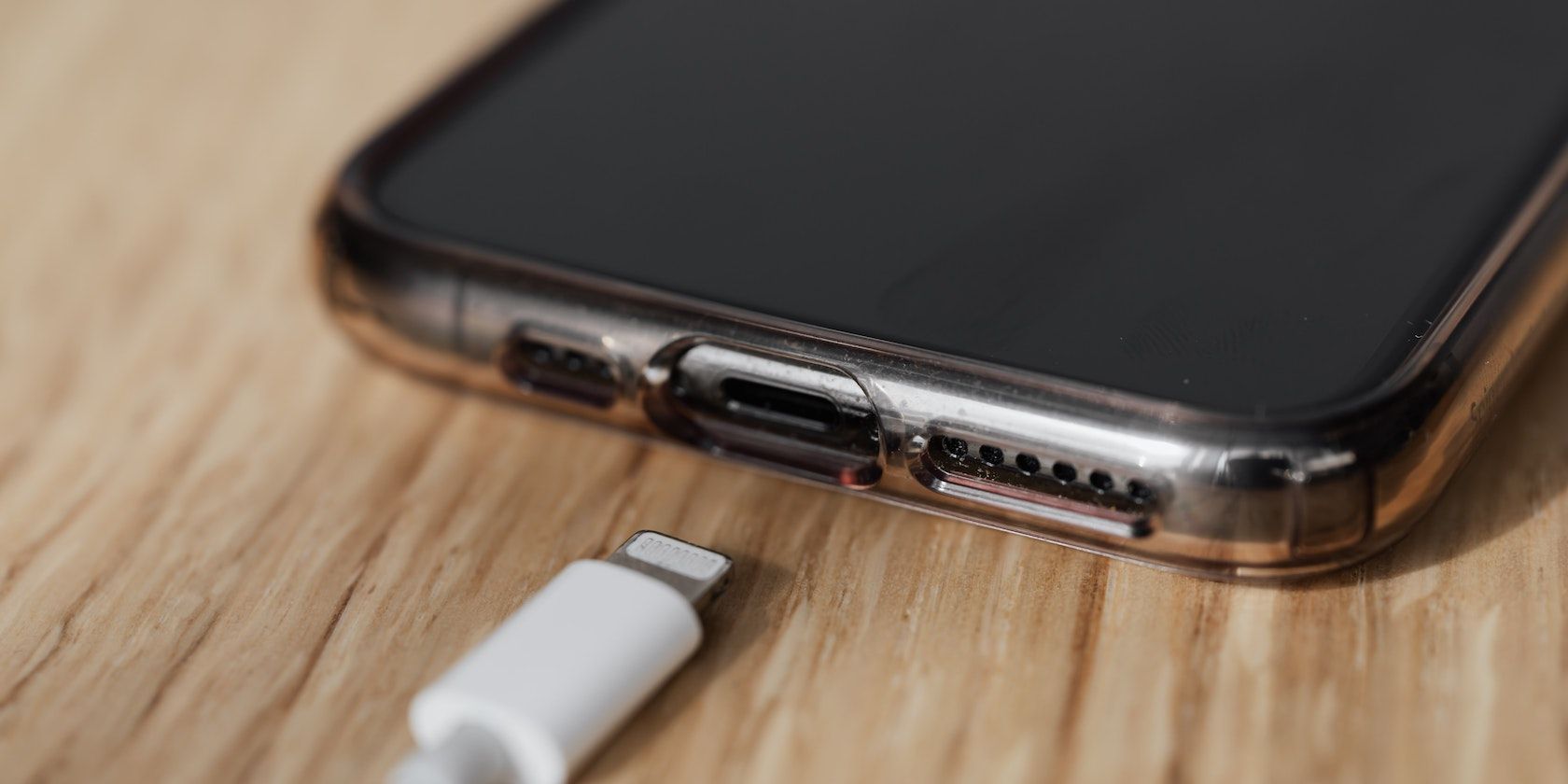 Why you shouldn't buy cheap iPhone cables: Avoid unofficial Lightning cable